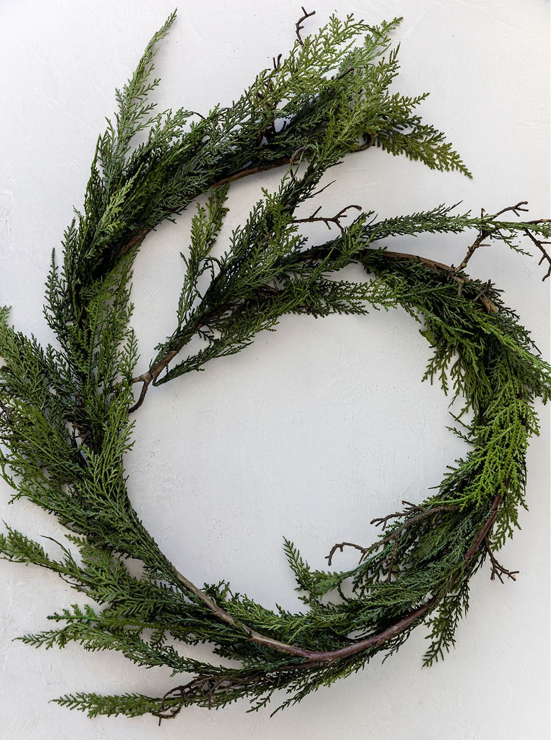 faux-6-cedar-twig-garland-783172